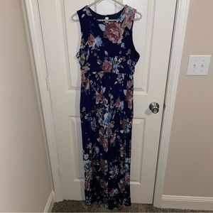 Vanilla Bay Boutique Maxi Dress Navy Blue Floral